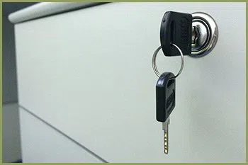Bradenton Beach Locksmith Bradenton Beach, FL 941-225-4612 - Unlocking-File-Cabinet